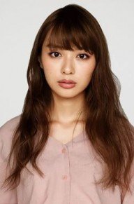 内田理央