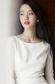 许龄月