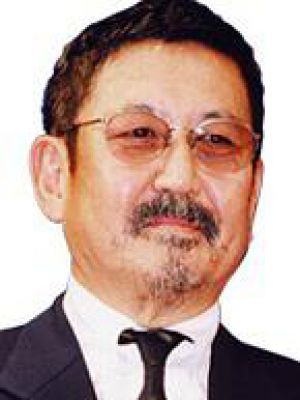 中村贺津雄